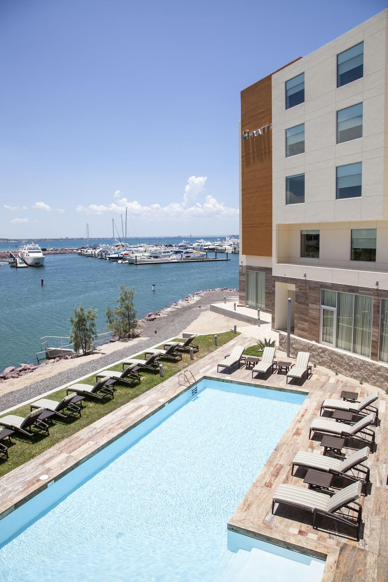 Courtyard By Marriott La Paz Baja California Sur Hotel Exterior foto