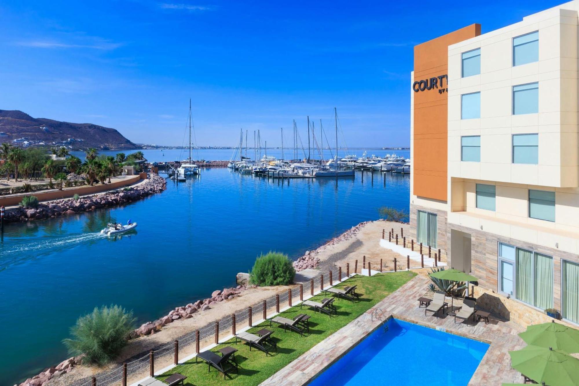 Courtyard By Marriott La Paz Baja California Sur Hotel Exterior foto